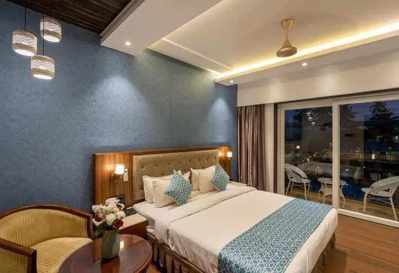 プールの見えるデラックスルーム, Alvorada Resort 3 Star Resort In Baga