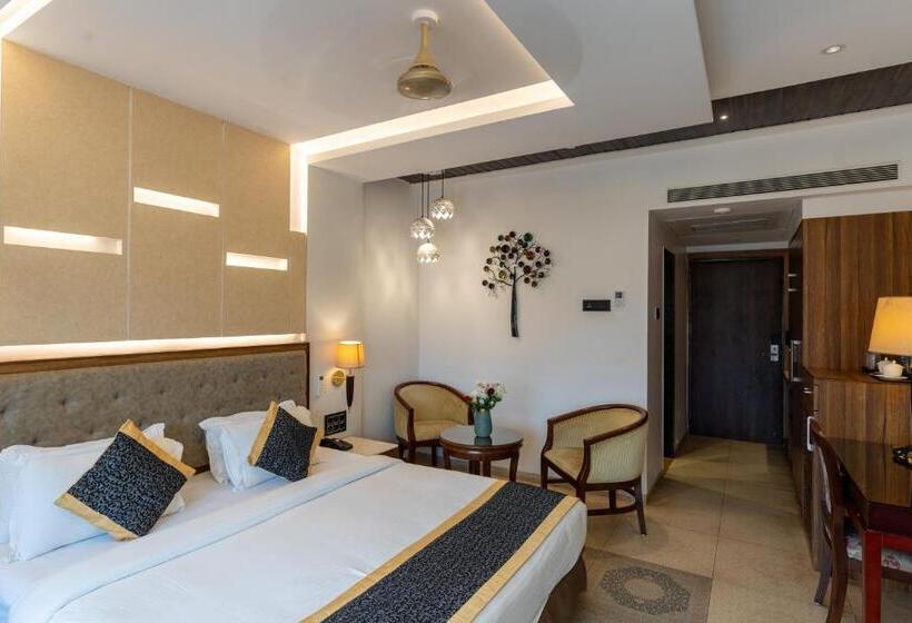 חדר דלוקס נוף בריכה, Alvorada Resort 3 Star Resort In Baga