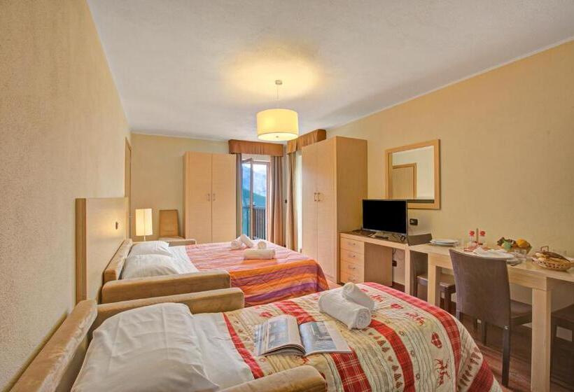 Студио Стандарт с Видом, Residence Cianfuran  Happy Rentals