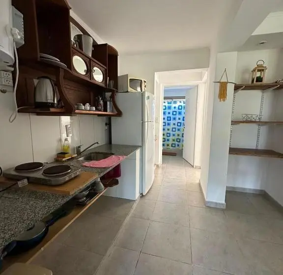 庭の見える１ベッドルームアパートメント, Chajari Suites