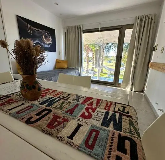庭の見える１ベッドルームアパートメント, Chajari Suites