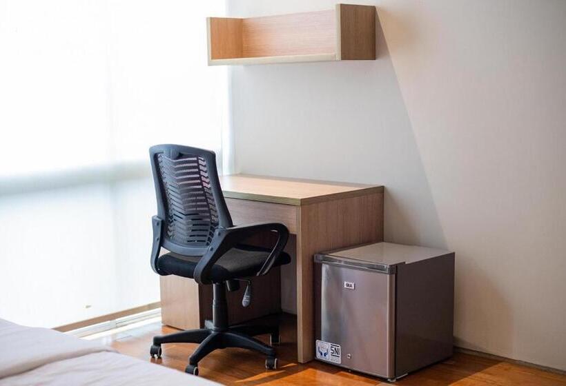 Pokój Deluxe, Three J Residence