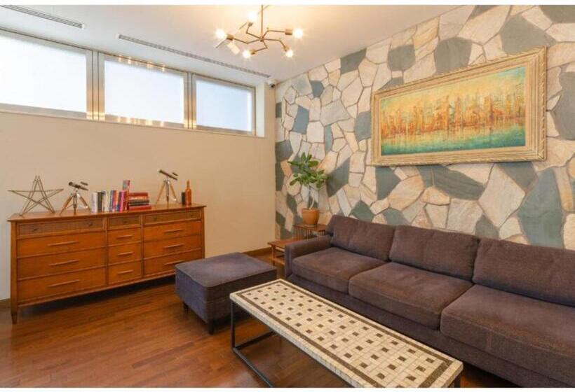 スタンダードスタジオ, Emit Shibuya   Vacation Stay 40894v