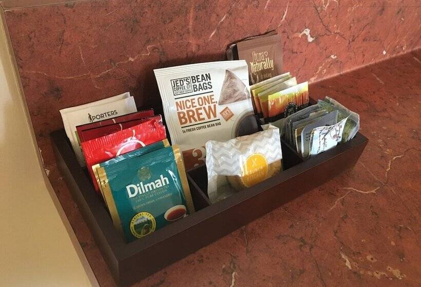 استودیوی استاندارد, Bella Vista Motel Hokitika