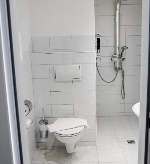 스탠다드 싱글 룸, Bach