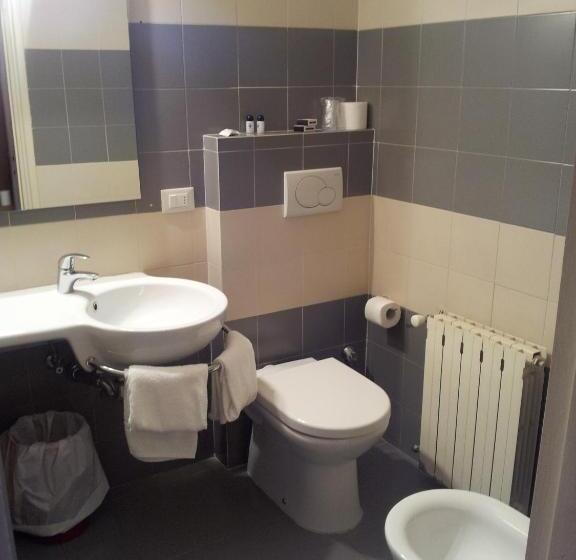 Номер Economy, Cavalieri Del Tau