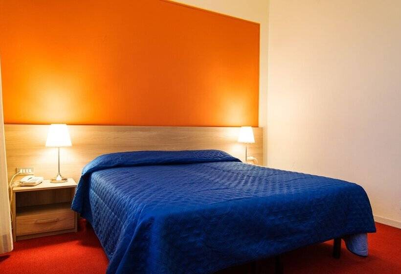 Номер Economy, Cavalieri Del Tau