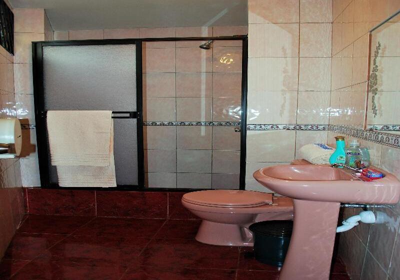 Familienzimmer, Gran Quitumbe