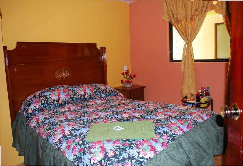 Standardeinzelzimmer, Gran Quitumbe