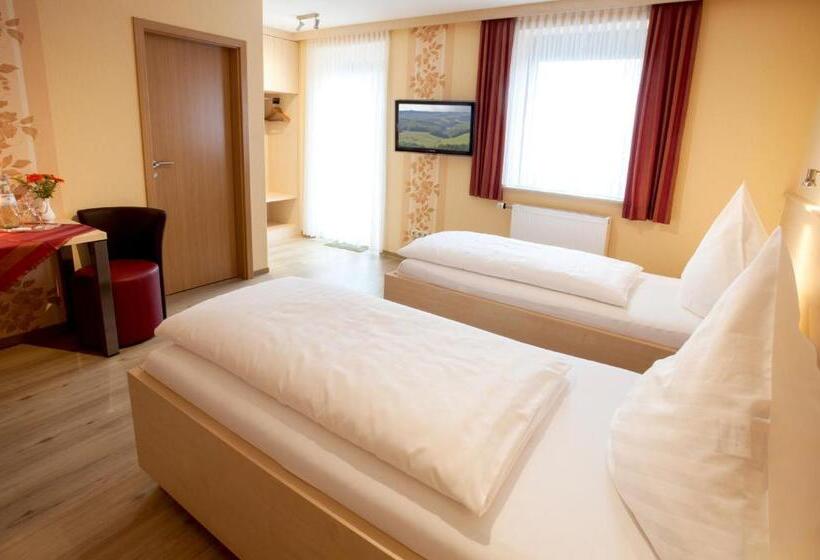 Номер Стандарт, Haus Hubertus