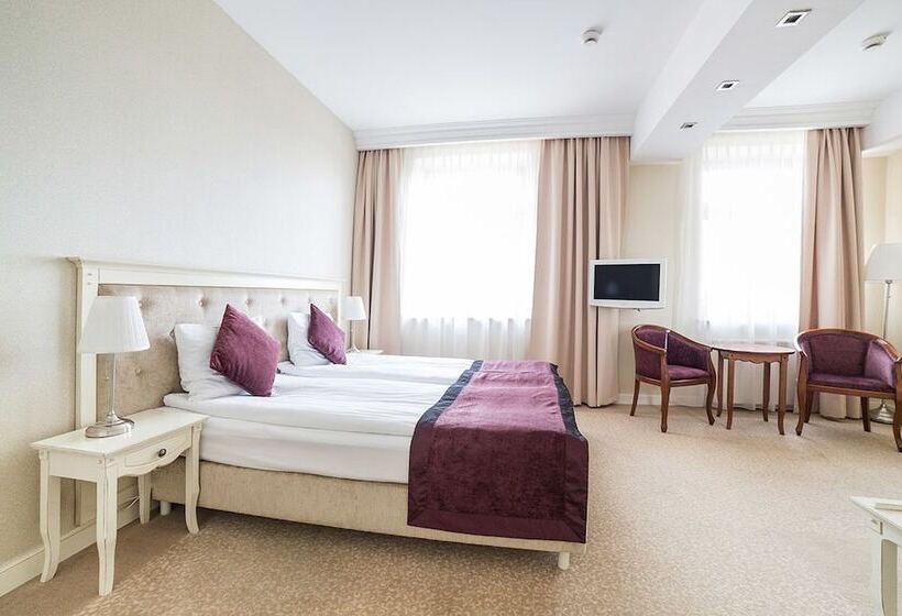 Номер Стандарт, Herman