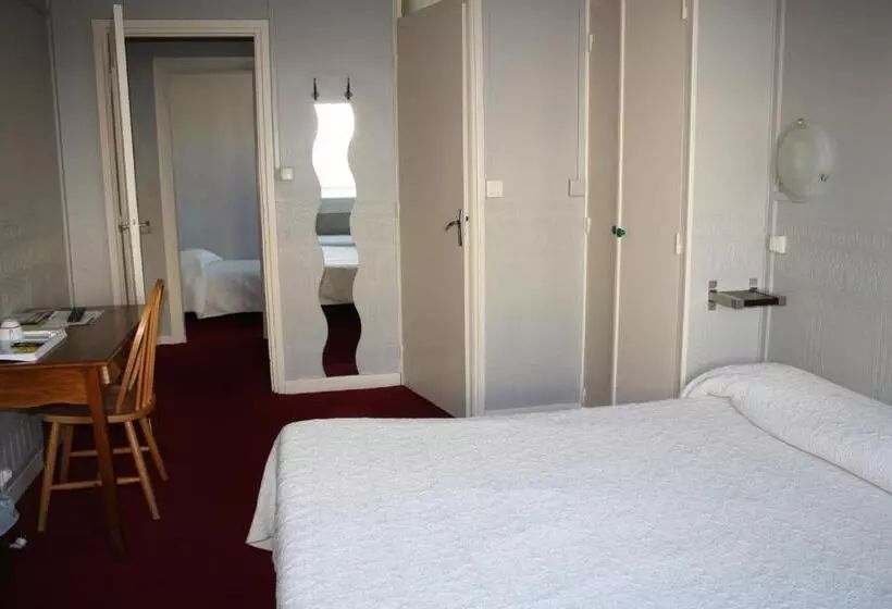 スタンダード４人部屋, Hôtel Alexandra Centre Ville