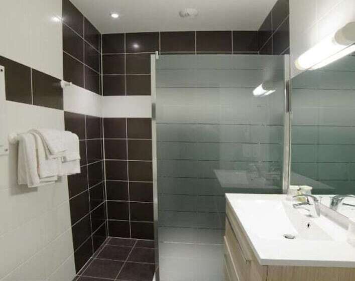 חדר קומפורט, Logis  Le Christina