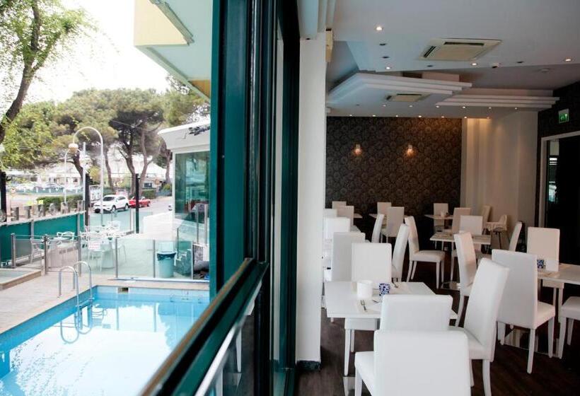 Номер Superior Вид на Море, Montecarlo   Vista Mare Con Area Fitness