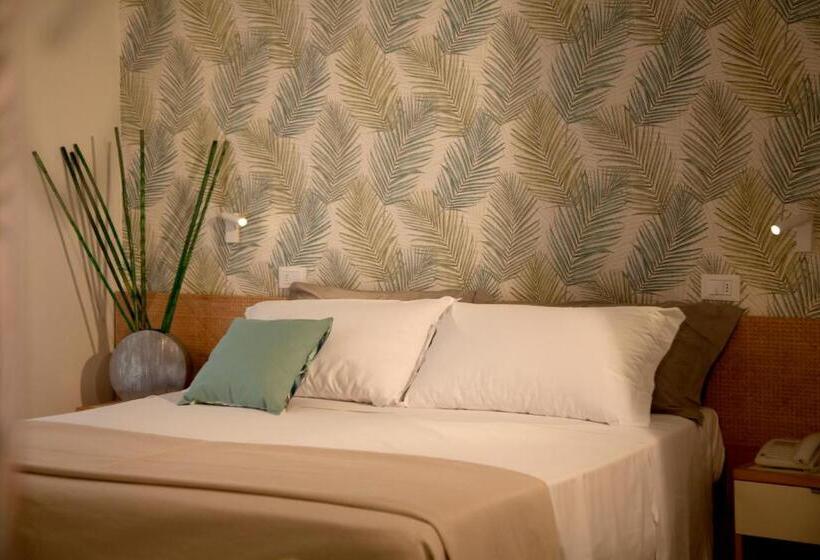 Четырехместный Номер Superior, Montecarlo Vista Mare Con Area Fitness