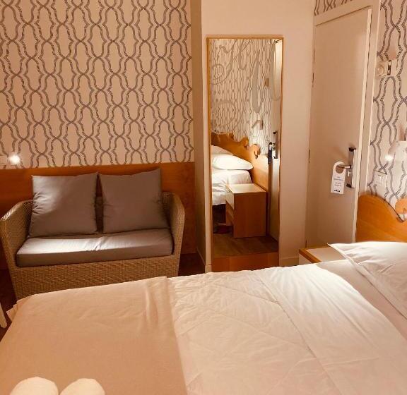 Номер Superior Вид на Бассейн, Montecarlo Vista Mare Con Area Fitness