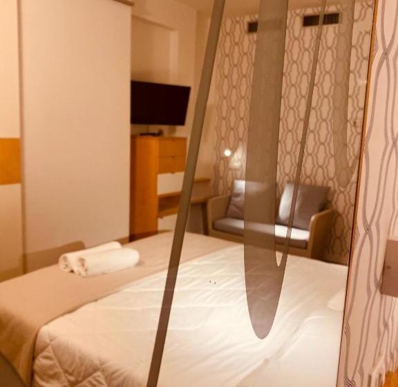 Номер Superior Вид на Бассейн, Montecarlo Vista Mare Con Area Fitness