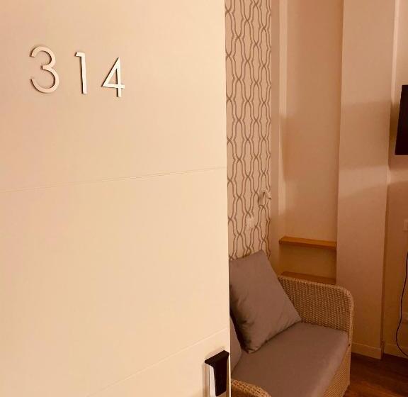 Номер Superior Вид на Бассейн, Montecarlo Vista Mare Con Area Fitness