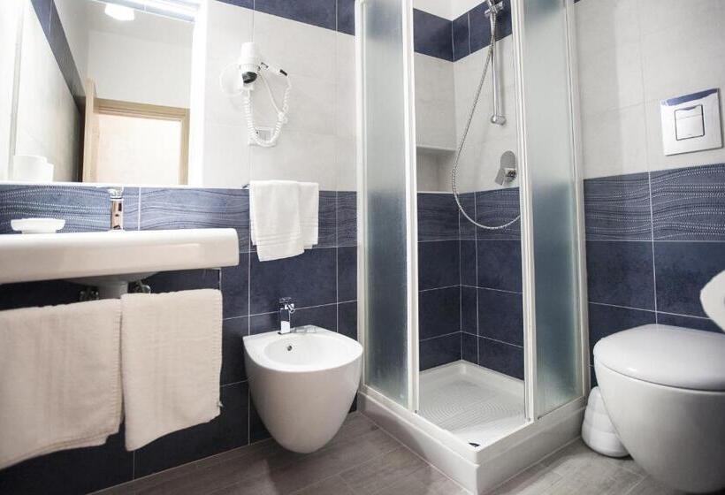 غرفة قياسية, Piccolo Mondo