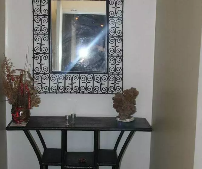 Habitación Triple Estándar, Saint Denis