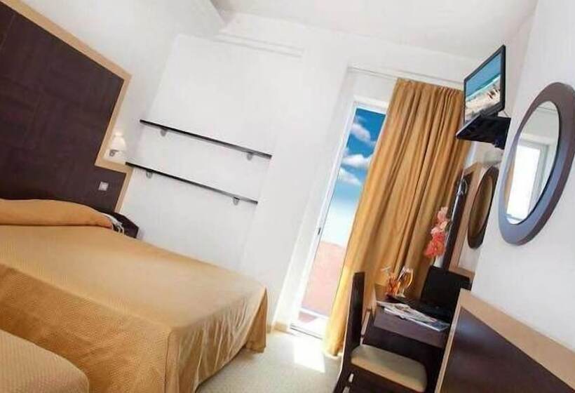 Номер Стандарт, San Salvador