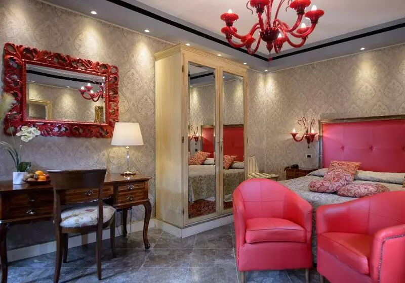 استودیوی استاندارد, Cowool Toulouse