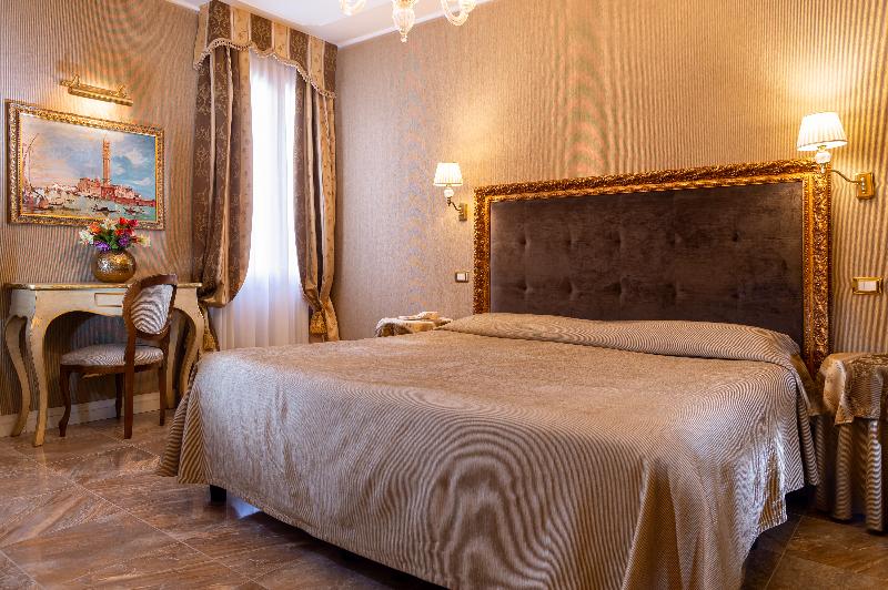 Студия Стандарт, Cowool Toulouse