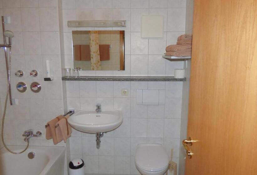 침실 2개 아파트, Gasthof Falkenstein Metzgerei Schwaiger