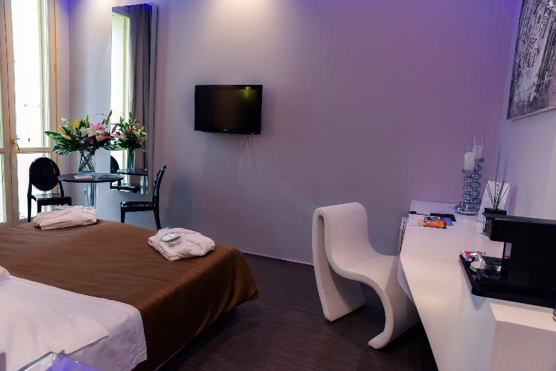 اتاق لوکس با بالکن, Le Camp Suite & Spa