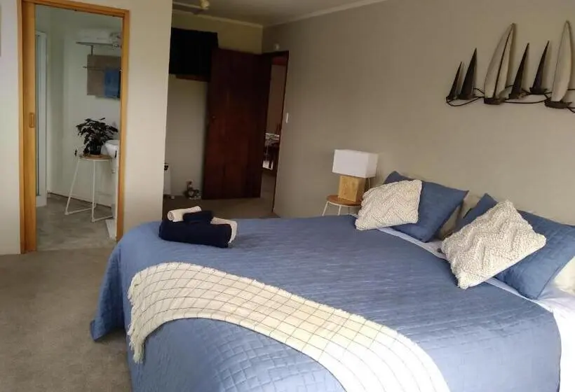 キングサイズベッドのデラックススイート, Carters Beach Bed And Breakfast