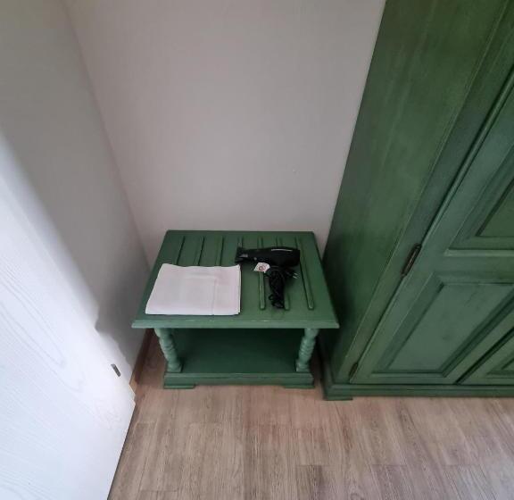 标准单人间, Astheimer Schlösschen