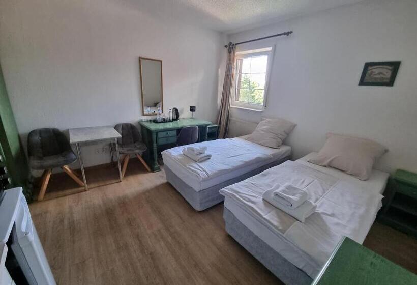 标准间, Astheimer Schlösschen