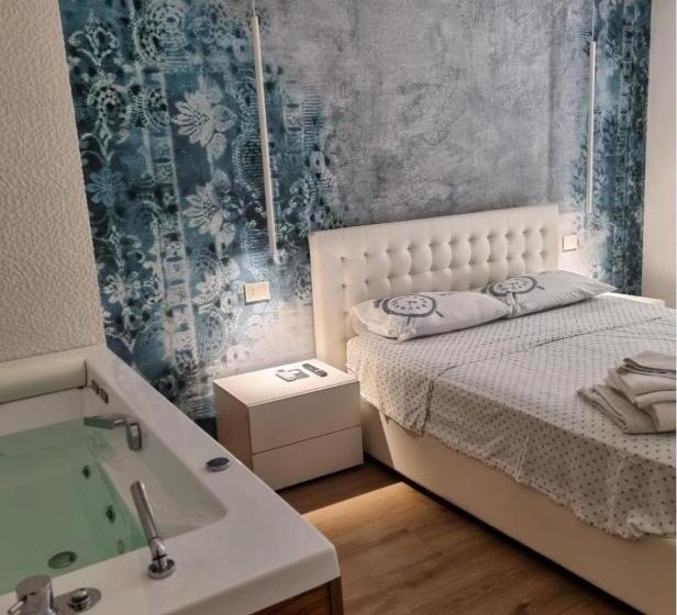 Standardzimmer Kingsize Bett, The Smerald 2