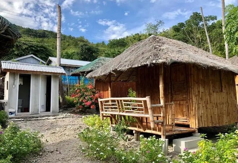 バルコニー付きスタンダードルーム, Sharky Hostel Oslob