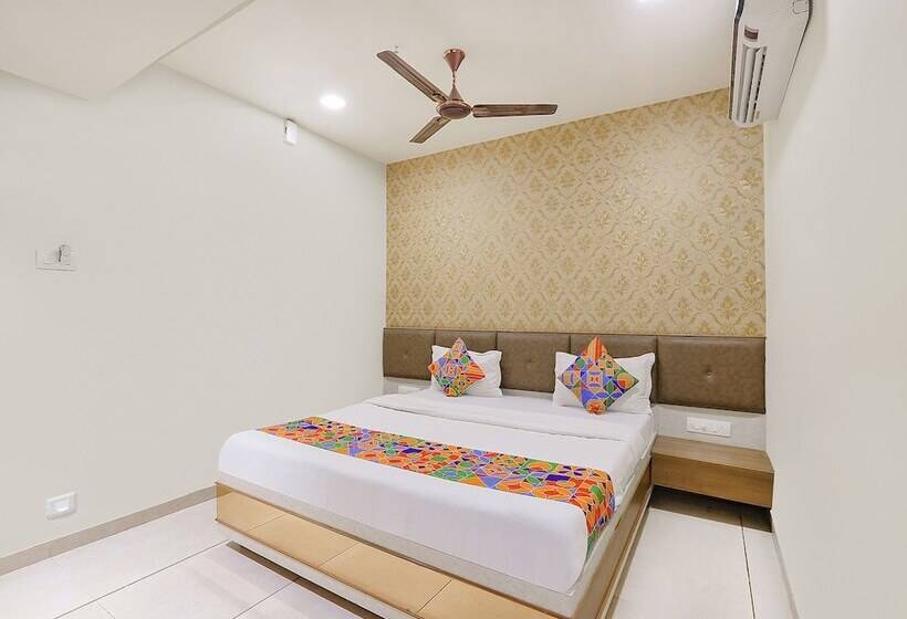 Habitació Deluxe, Fabhotel Bharosa Inn