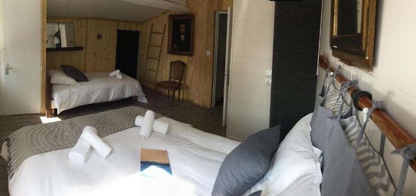 スタンダードトリプルルーム, Hôtel Le Caillebotis