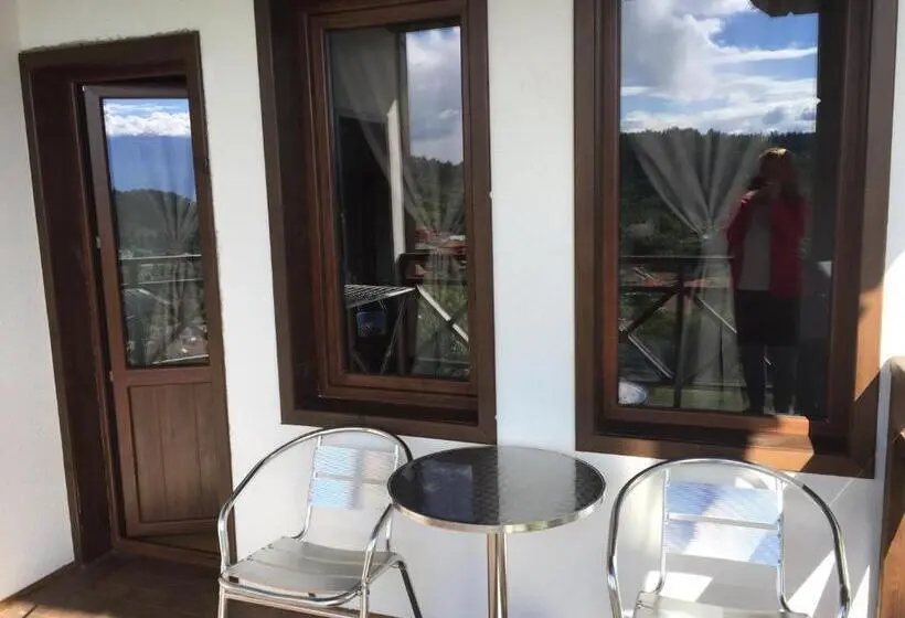 バルコニー付きスタンダードルーム, калпаците Kalpacite Guest Houses