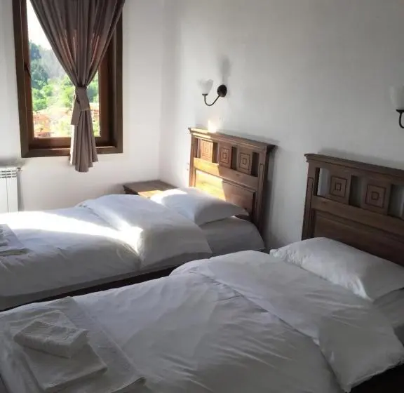 3ベッドルームハウス, калпаците Kalpacite Guest Houses