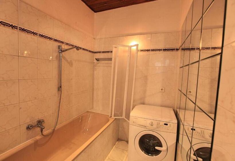 آپارتمان 2 خوابه, Pension Sklep