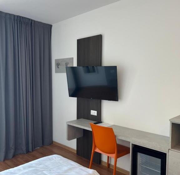 レイクビュースタンダードルーム, Wind