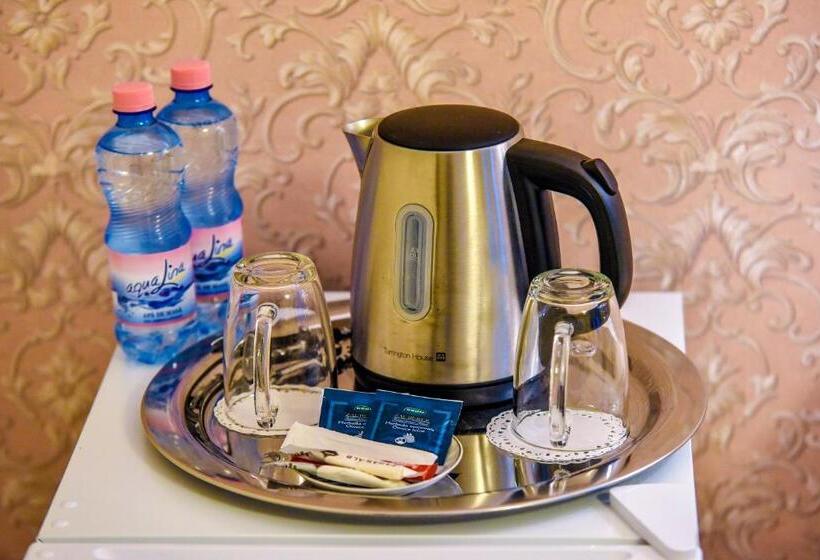 Номер Стандарт с Балконом, Villa Boutique Alina