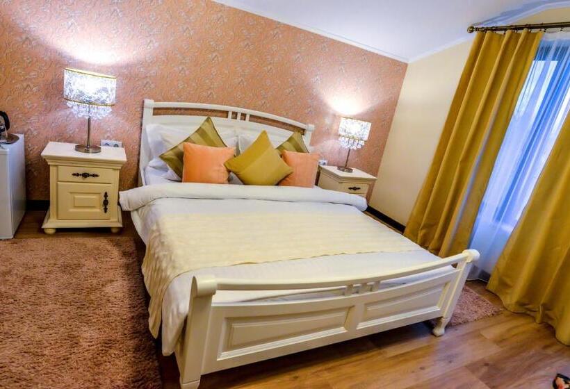 חדר סטנדרט עם מרפסת, Villa Boutique Alina