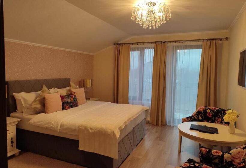 חדר סטנדרט עם מרפסת, Villa Boutique Alina