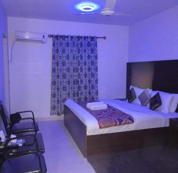 اتاق استاندارد یک نفره, Clifton Lodge