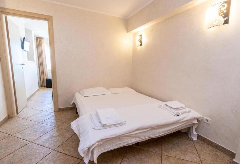 ファミリールーム, Vila Plaja Azur