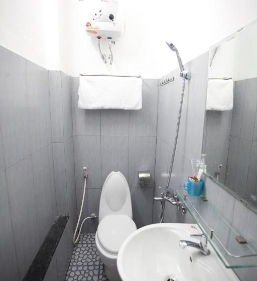 اتاق سوپریور چهار تخته, Hồng Phát Hostel