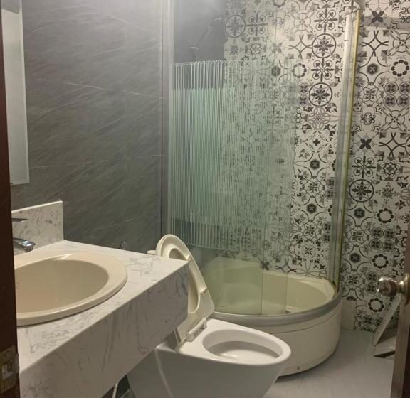 اتاق سوپریور چهار تخته, Hồng Phát Hostel