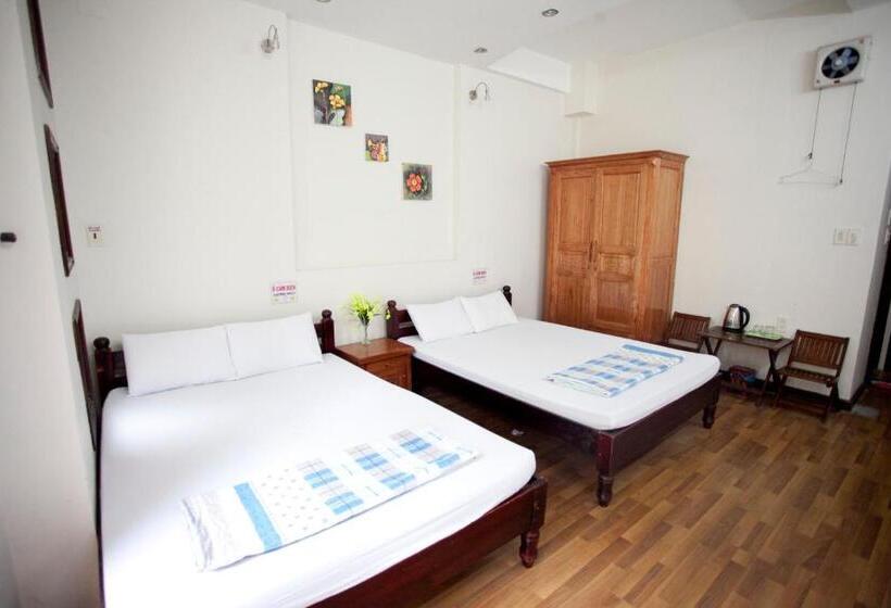 اتاق سوپریور چهار تخته, Hồng Phát Hostel