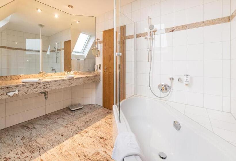 חדר דלוקס, Göbels Hotel Zum Löwen