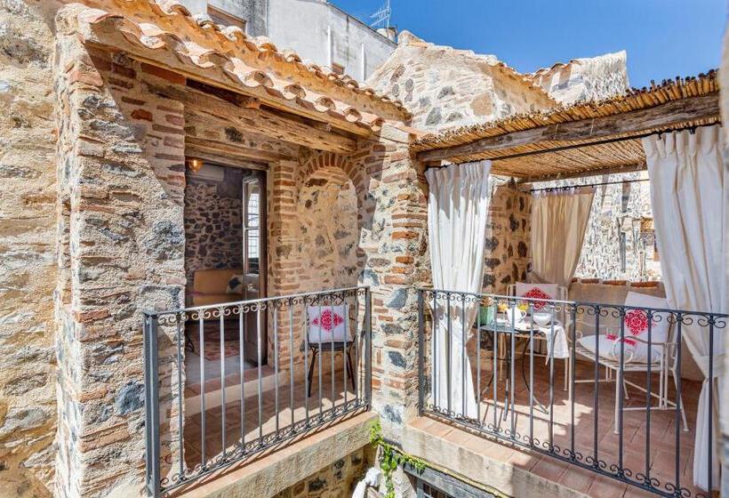 Junior Suite z Tarasem, Albergo Diffuso Mannois